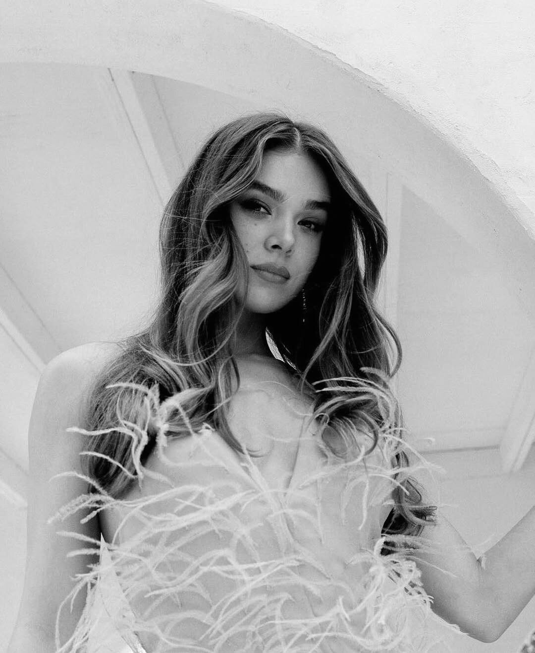 Hailee Steinfeld — The Laterals
